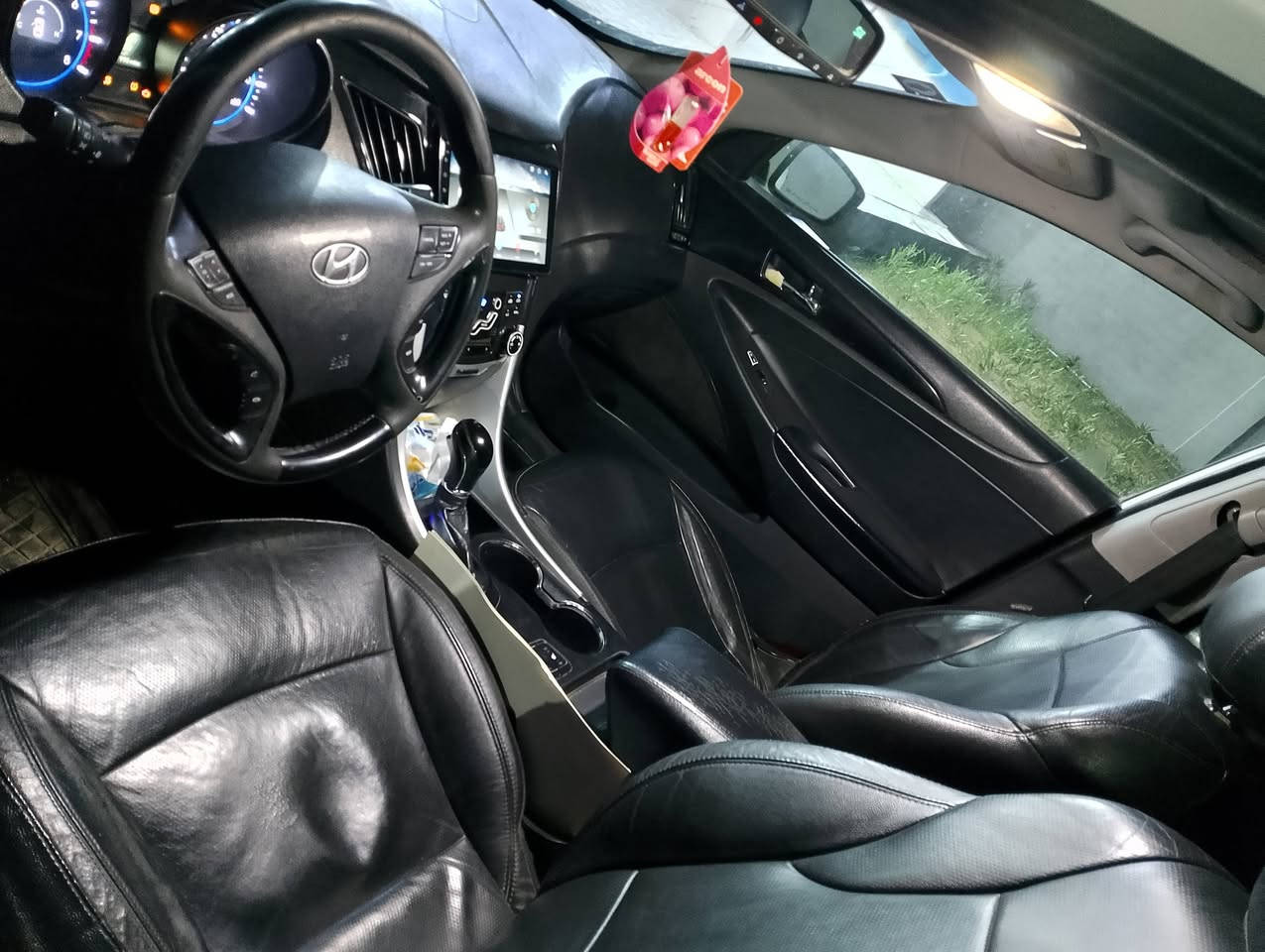 سوناتا موديل ٢٠١٣وارد امريكي فول مواصفات بصمه فتحة سقف حادثه خلفي كير محرك جديد حداديه جيدة السعر ١٠٠& *********** باسمي العنوان تاجي ***********
