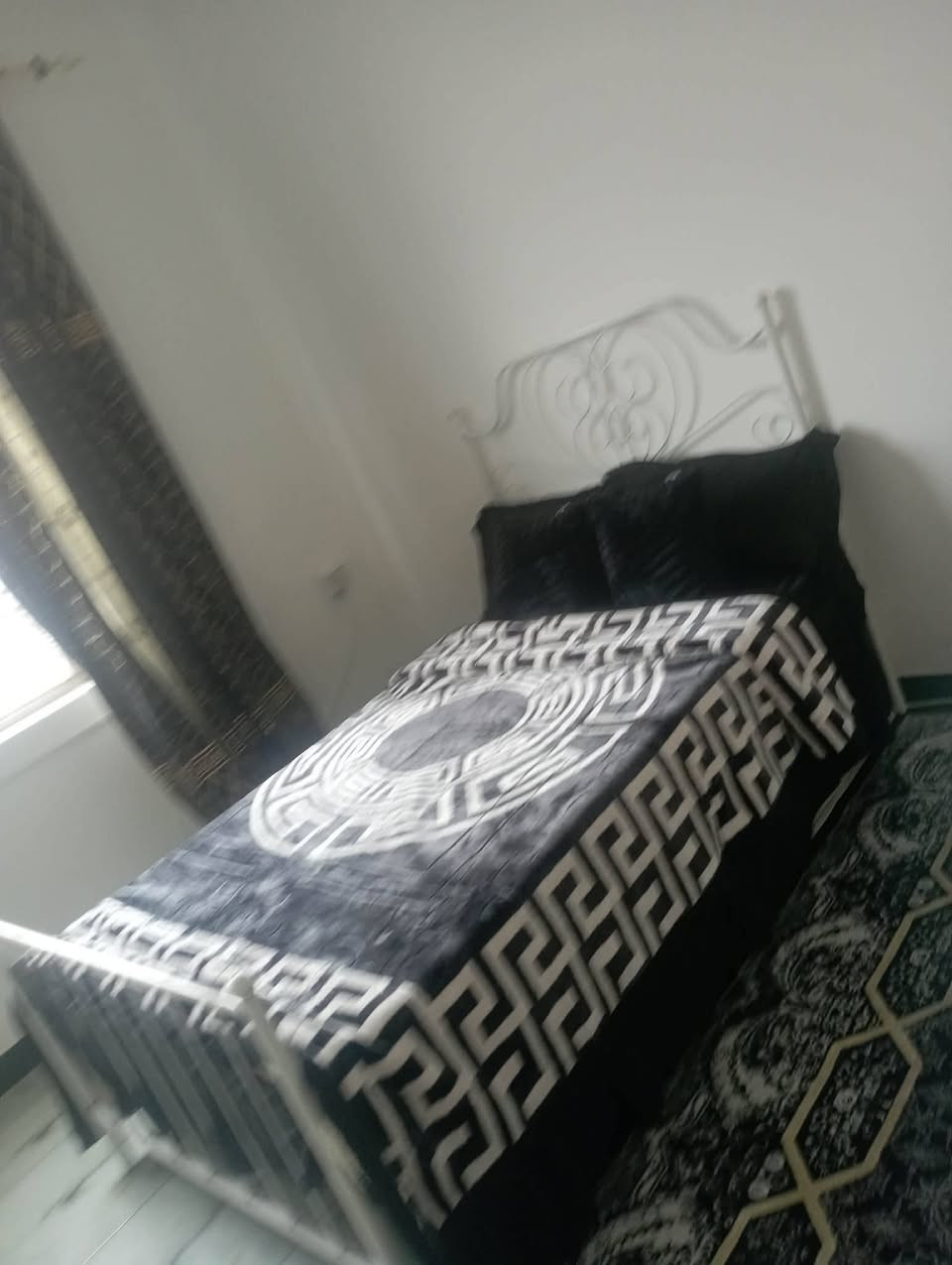 جربايه نفر ونص جديده
دوشك ضغط عالي ممتاز 
سعر مناسب 
مكاني بغداد الكماليةة


**إذا كنت صاحب هذا الإعلان وتريد حذفه لأي سبب، رجاءا أرسل رسالة إلى الدعم الفني**