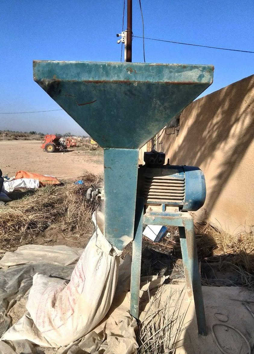 السلام عليكم جاروشه كافه الحبوب الماطور صناعي ثري فيز شغاله مستعمله قليل سعر مليون وربع وبيه مجال المكان محافظة بابل مويلحه قرب السريع ***********
