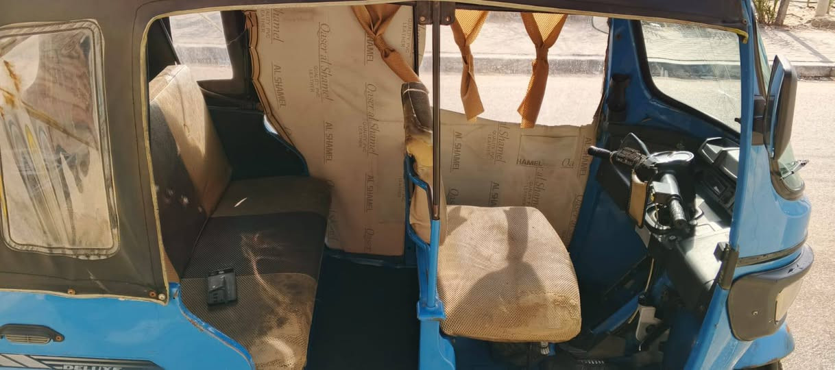 سلام عليكم
تكتك tvs
موديل 20 طابة 21 
سعر خمس ملايين و 200
***********
رقم وسنوية رقم نكليزي
