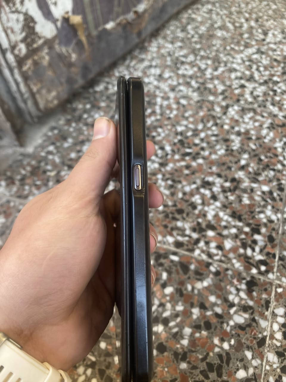 سلام عليكم كل شيء موضح إلك وكاتب هنا
( التوصيل ماكو + لا تجيني  ع شركات توصيل رجاء ) 

LG V50 ThinQ 

( يحتاج سوفت وير ) السعر 50 قبل تفاوض 

سامسونج ج 7 برو  

( مادري شنو بي ) 20 قابل للتفاوض 

ايباد سامسونج تاب فور

( رمز + زر هوم عطلان  + هاذ فطر خفيف )35 قابل للتفاوض 

سامسونج A14  ( طافي خليته ع شحن ماشتغل )30  نهايته 

الأسعار مكتوبه وكل شيء موضح ( لا احد يجي بس يسأل ) 

مكاني مدينة الصدر مكتب السيد 

***********

متواجد واتساب او الخاص
