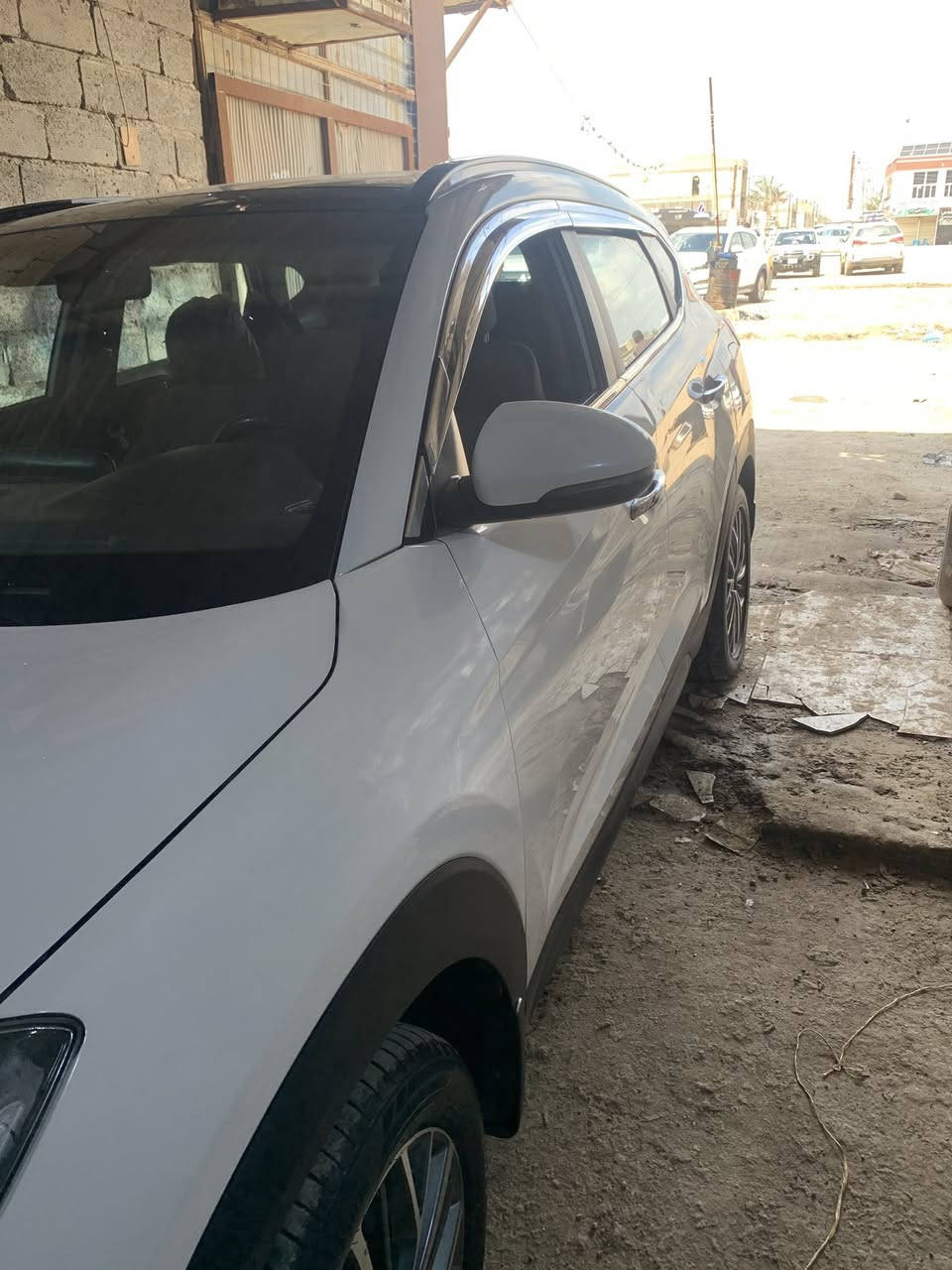 توسان موديل ٢٠١٩وكاله الكاصد بيه بابين مبدله عكس السايق وشويه بلتكمه والباقي مكفول السياره فول مواصفات مكانه بغداد  ابوغريب السعر ١٦٥بيه مجال***********
