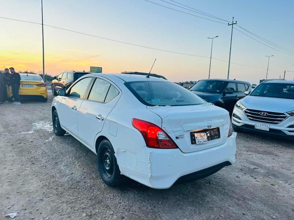 السلام عليكم للبيع نيسان صني موديل 24 خليجي 
تبديل جاملغ وبنيد بليته زركه  حره بدون رقم 
ماشيه 47مكان سماوه الرميثه 
***********
سعر 90
