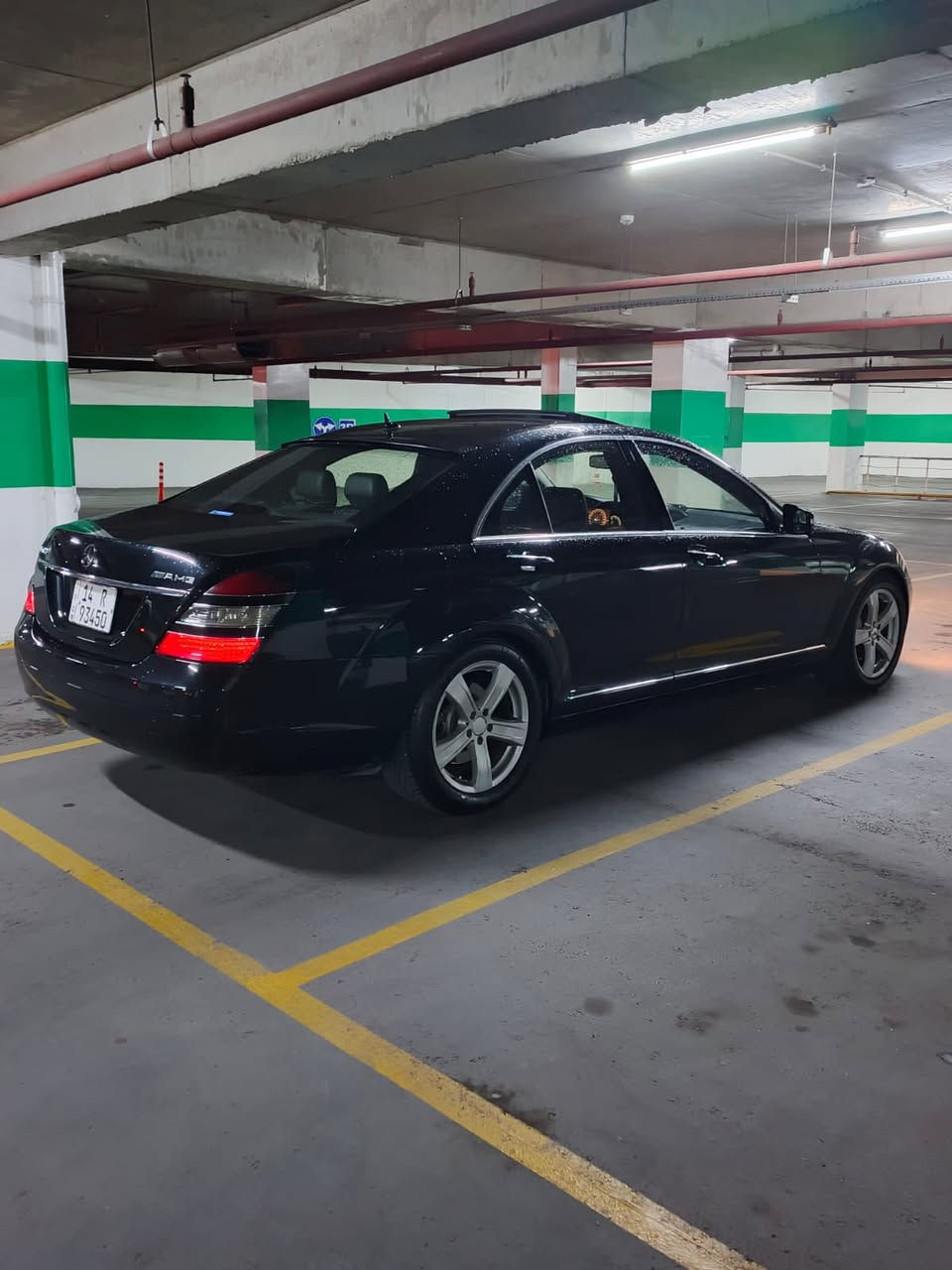 السلام عليكم
W221
2006
وارد يابان
قصيره
بيها صبغ بالداير مال جاملغ 
جاملغ امامي وباب العبري مبدلات نفس اللون
مكانها البصره
السعر 170
***********
