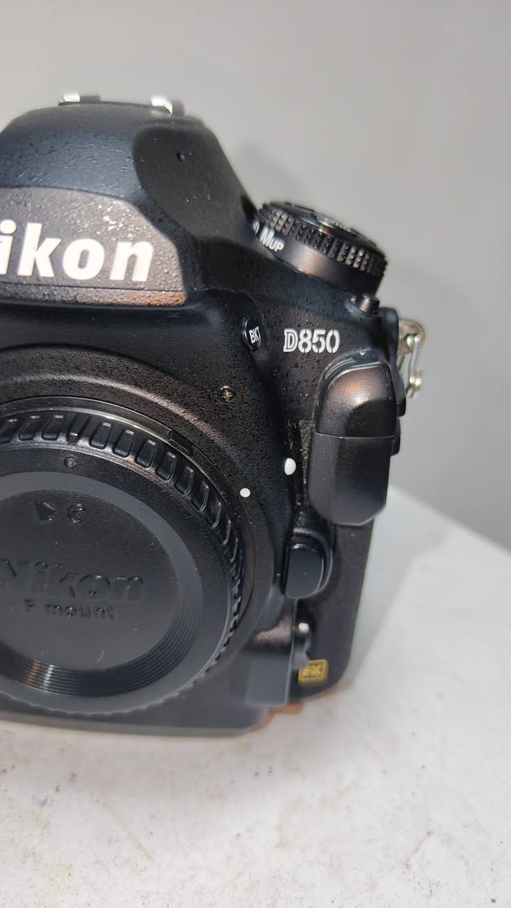 نيمون D850 نظافة 95% شترها 100k وياها شاحن وجنطة وحزام سعر 1500


**إذا كنت صاحب هذا الإعلان وتريد حذفه لأي سبب، رجاءا أرسل رسالة إلى الدعم الفني**