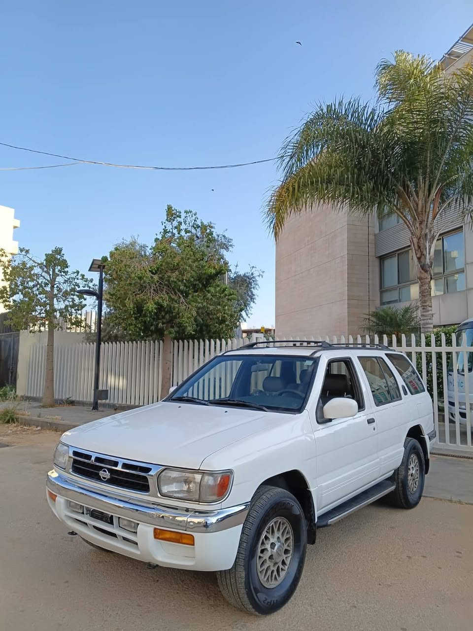 #Nissan_Pathfinder_Model_97
Moter vites mikanik cherkee 
Super nadafee / Full option 
dwalib jded / 4WD / farch jdid 
ماشي 142 ألف / Farch Kahraba 
Bi2a original / March pied / Fat7a 
Ranj Kelo m5atem / تختيم لشركة 
Mfawal mn Kelche / Super Clean Car 
موجود بي طرابلس أبو سمراء 
تليفون 76168406
سعره 3300 دولار 
ما في حوادث / بعدو بوية شركة 
انقاذ بعمل صك بيع بإسم لشاري 
الله يهني صاحب النصيب طرابلس, لبنان


**إذا كنت صاحب هذا الإعلان وتريد حذفه لأي سبب، رجاءا أرسل رسالة إلى الدعم الفني**