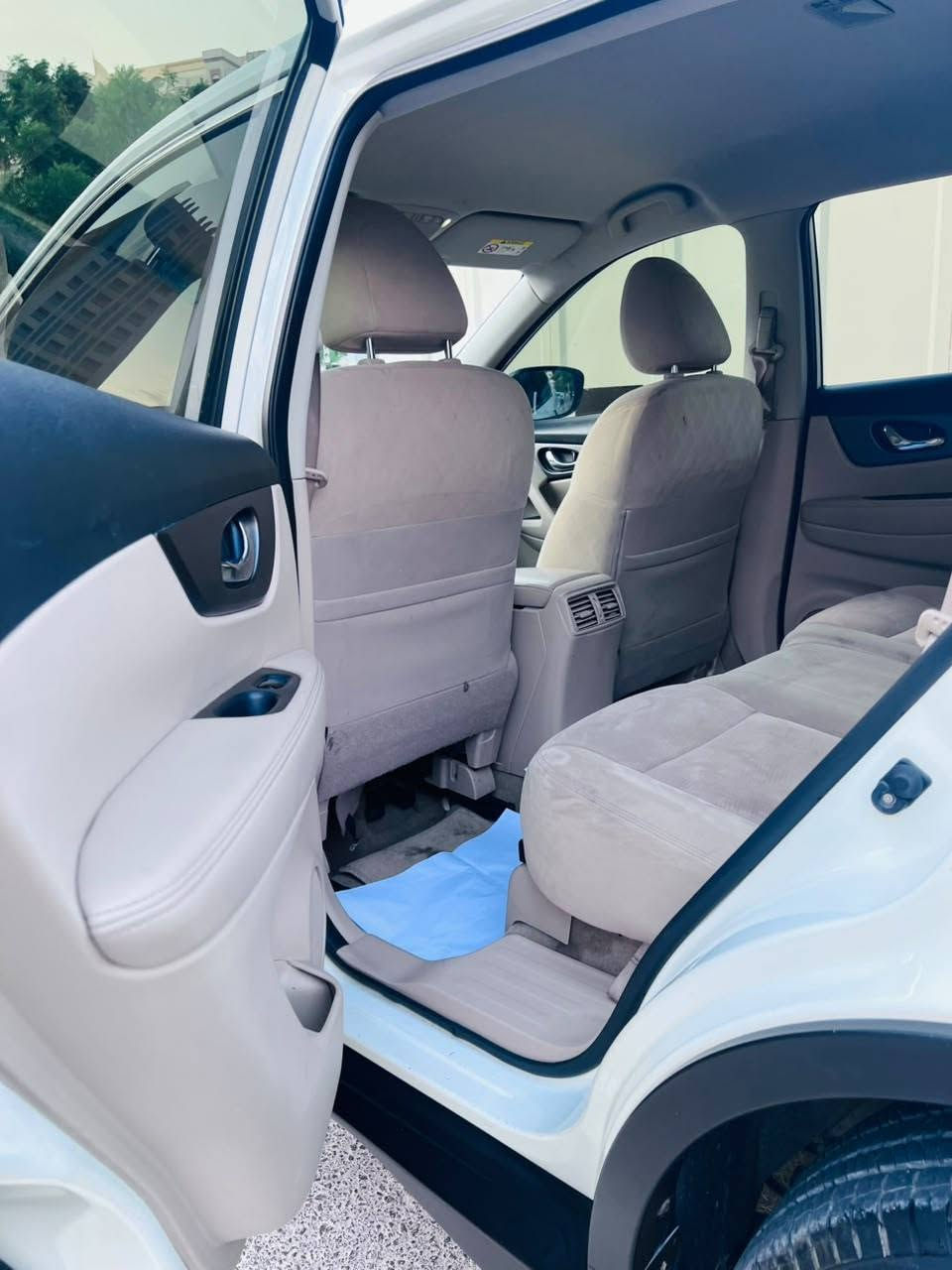 NISSAN XTRAIL 2.5 
Orginal Option 2
7 Seater Car 
Model:-2015
Call 0569842116
K.m:-164k
Orginal Paint 
1st Owner Car 
7 seater
GCC Specs
2original keys available..
Engine,Gear,Chassis,Body- Excellent Condition
Features:
Orginal Option 2
Rear Sansor,,
Cruise Control,,
Contact:-[hidden information]

Price:-21500[Slight Negotiable] الشارقة, الإمارات العربية المتحدة


**إذا كنت صاحب هذا الإعلان وتريد حذفه لأي سبب، رجاءا أرسل رسالة إلى الدعم الفني**