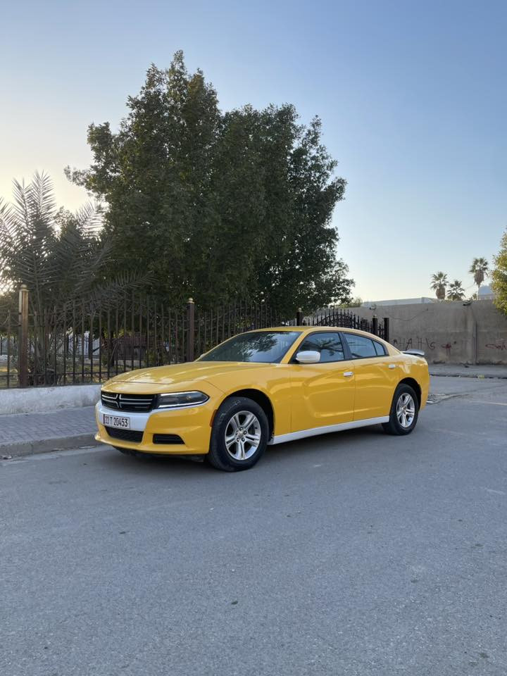 السلام عليكم
من رخصة الأدمن مُحترم ..
للبيع سيارة جارجر موديل 2017 مرمزة 2018 أمريكي اصل 
السيارة كفالة عامة .
مواصفات السيارة معرفة sxt .
رقم السيارة بغداد بأسمي تحويل ثاني يوم .
مكينة السيارة 6 سلندر /3600v .
موقع السيارة بغداد.
السعر 167 وبيها مجال للشراي .
للتواصل والاستفسار على الرقم فقط غير متواجد على الفيس .
الرقم/ ***********
