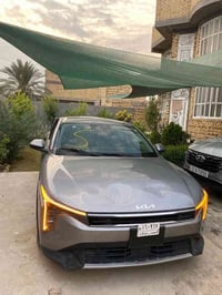 K4 أمريكي  موديل 2025 ماشية 12 الف فئةEX فول عدا الفتحة حادثها مبين با...