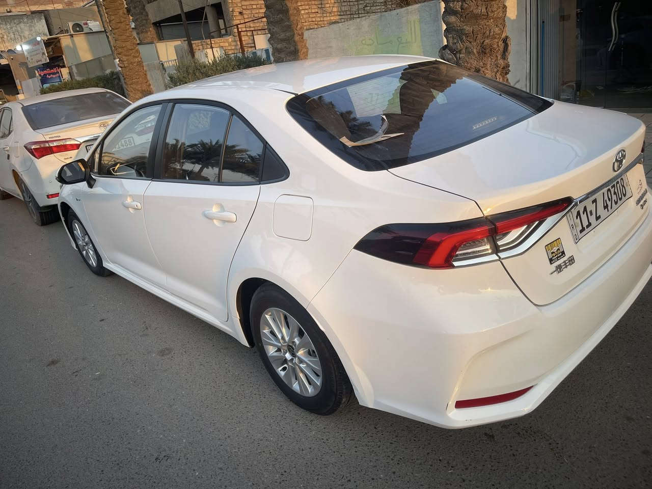 كورلا هايبرد مديل ٢٥
ماشيه ٣٠ 
رقم بغداد 
السيارة مكفولة كفالة عامة
السعر 150 وبيها مجال كلش بسيط
للاستفسار 
***********
