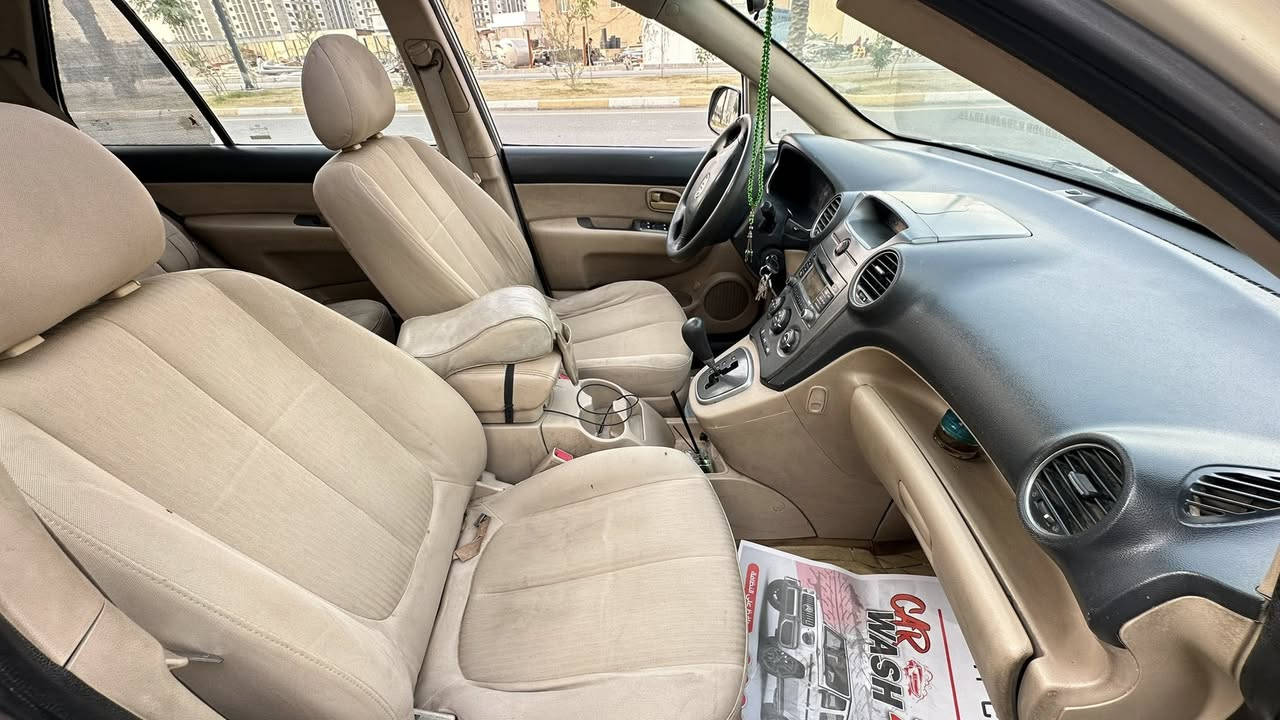 كيا كارينزا 2009 خليجي ماشيه 160
7 راكــب رقم انكليزي بغداد 
محرك 2000 دوش اوتماتيك 
تبريد قطعتين امامي خلفي ثلج 100‎%‎
مسجل USB AUX 
سنتر لوك جام كهرباء 
من اخذتها مصلح جاملغات ثنين اماميات فقط 
والباقي رصعات بسيطه جدا مال شارع طبيعي 
السياره جاهزه شغل واطلع 
سنويه باسمي تحويل ثاني يوم 
سعر 118$ وبيه مجال للطيبين 
مكاني بغداد حي العامل 
‭***********‬
اتصال أو واتساب
