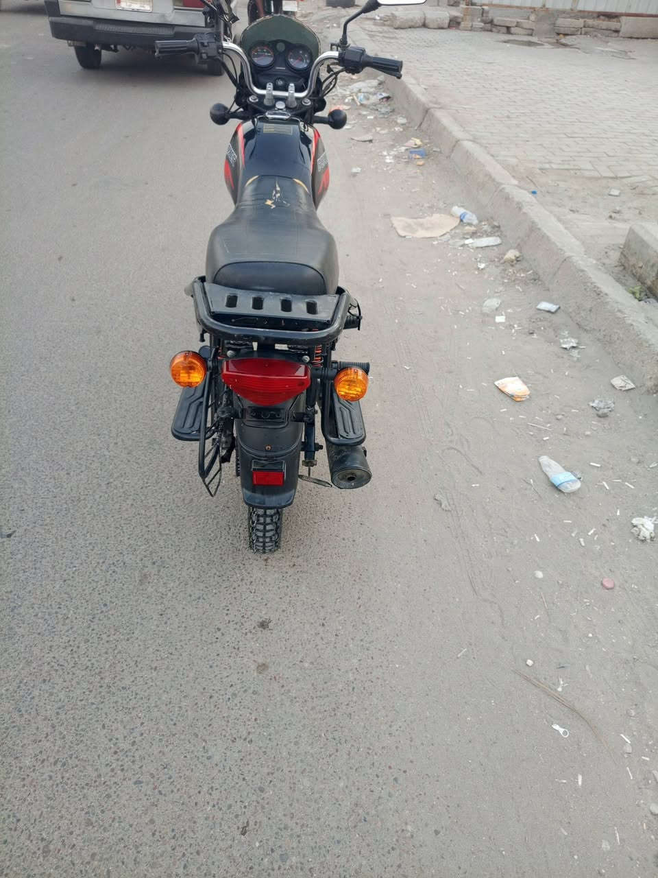 سلام عليكم دراجه بوكسر دراجه وراق ضايعه دراجه ماشيه 8000 حقيقي كفاله عامه موديل2023 كلشي شخال مكاني  بغداد الحسينية  راجديه سعر مليون رقم ***********
