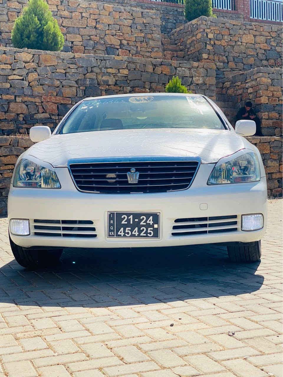 بە ناوی خودا..
شاهینە ..براوە 
٢٠٠٥مۆدێل
١٨٢ گێڕ گەورە
بێ دوکەڵ 
بێ تەقەو رەقە
بێ دەعام
سەقف کەڤەرو حیزامی بەشەرت 
ساردوگەرمی بەشەرت 
کارەبای بەشەرت 
ناوو زەردی رەقەم یەک فۆرمیگی نەشکاوە
تازە داغڵە مەسرەف کراوە حازرە
چوار ویل و تایەی لۆک
بێ دوورەنگی 
شانسی هەمووی بەشەرت 
سیعری خوار بازار 
شوێن هەڵەبجەی شەهید 

*********** واتس ئاپ و ڤایبەری لەسەرە حلبجة, السليمانية
