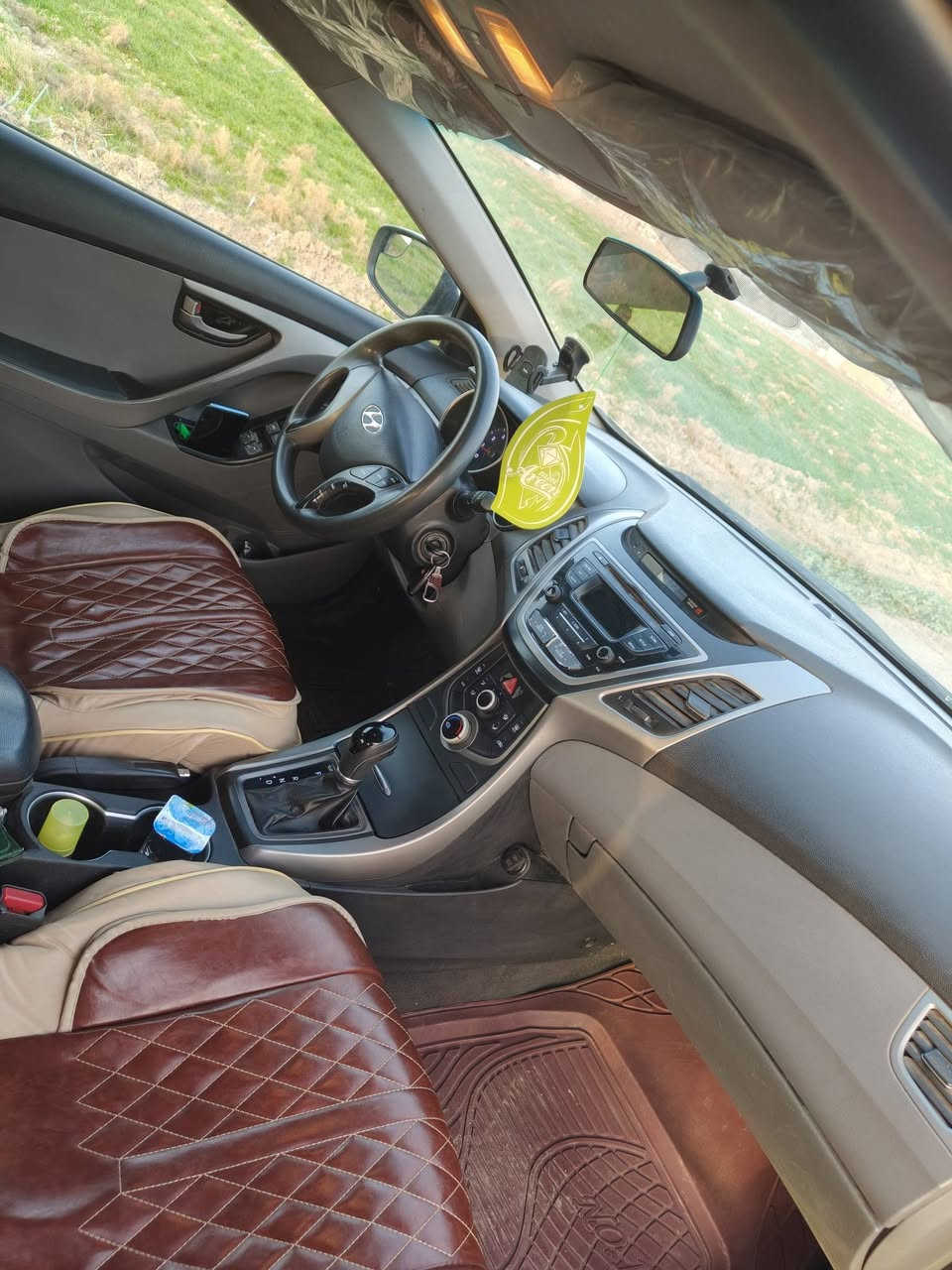 النترا موديل 2015 وارد امريكي
السياره جاهزه ونظيفه 
كير مكينه تبريد خير من الله السياره ماشيه 80 حقيقي 
كشرها كلش نظيف ممتعوبه السياره بيها قطع ابيع حزام السونار بالمشنور سعر 105 وبيها مجال 
مكان بغداد الدوره 
‏‪0788 170 6412‬‏ اتصال
*********** واتساب
