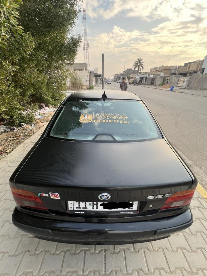 السلام عليكم BMW 1997 - 528 
نظيفة خير من الله مصبوغة جمالية فقط ماطور فتحة السقف متوقف لا غير والحمد لله السيارة نظيفة سعرها 80$ وبيها مجال مكاني بغداد المحمودية 
‭  ***********‬
 واتساب ***********

