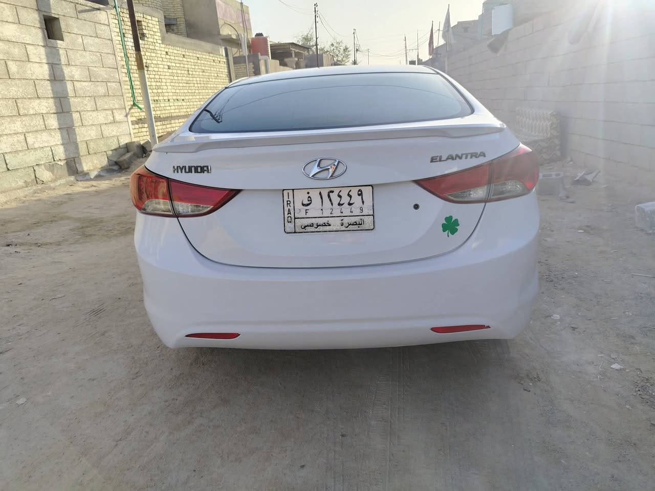 سلام عليكم سياره الانترا خليجي مديل 2012 سياره مكفوله كير ميكنه بدي فقط بارد خفيف بلجاملغ والباقي كفاله مكاني الجزيره باب الهوى رقم الهاتف *********** السعر 115
