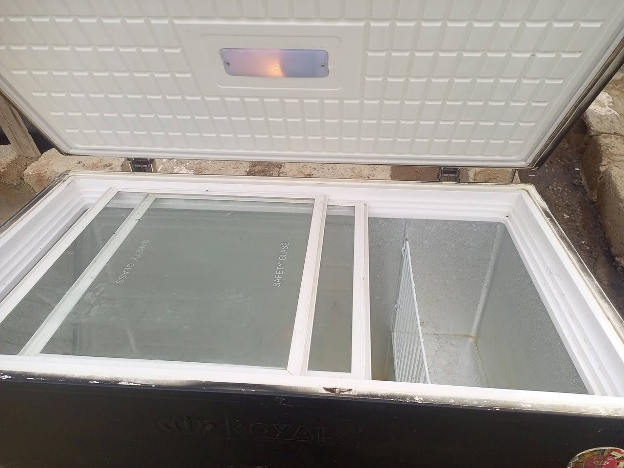 مجمد بس تفصل تشتغل وتفصل حيل نضيف سعر 50الف قفل ***********
