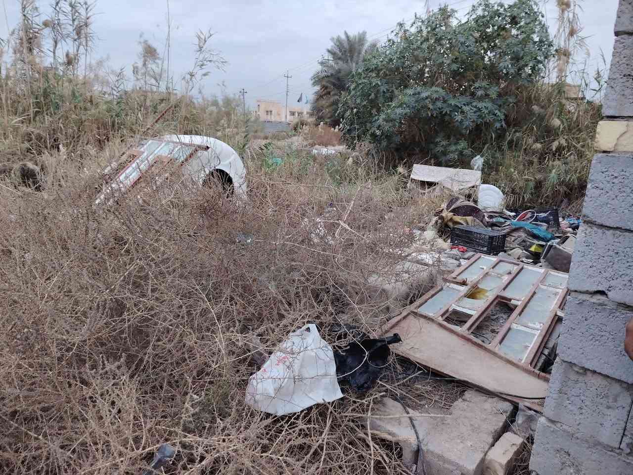 سلام عليكم بيت بحي الشرطه زراعي بنائ 150 متر وياه فضله تابعه اله مكلف بل نشر اتصل عل رقم صاحب البيت ***********
