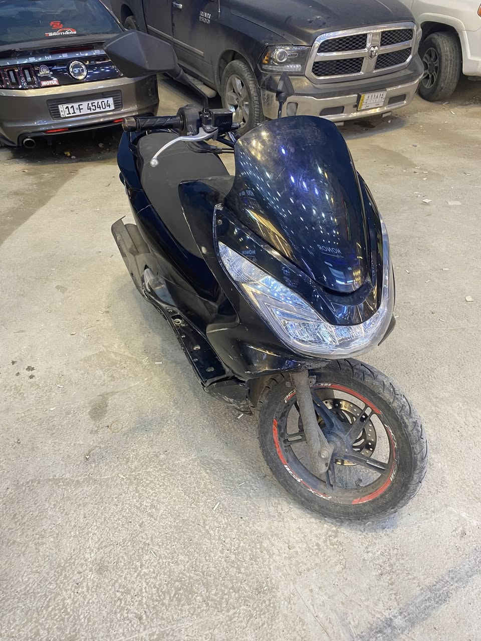 سلام عليكم دراجة بي سي اكس  محرك نضيف دراجة امانت الله حلوة محرك خير من الله رايدهة ب١٣٠٠ مكاني شارع الربيعي رقم ***********
***********
