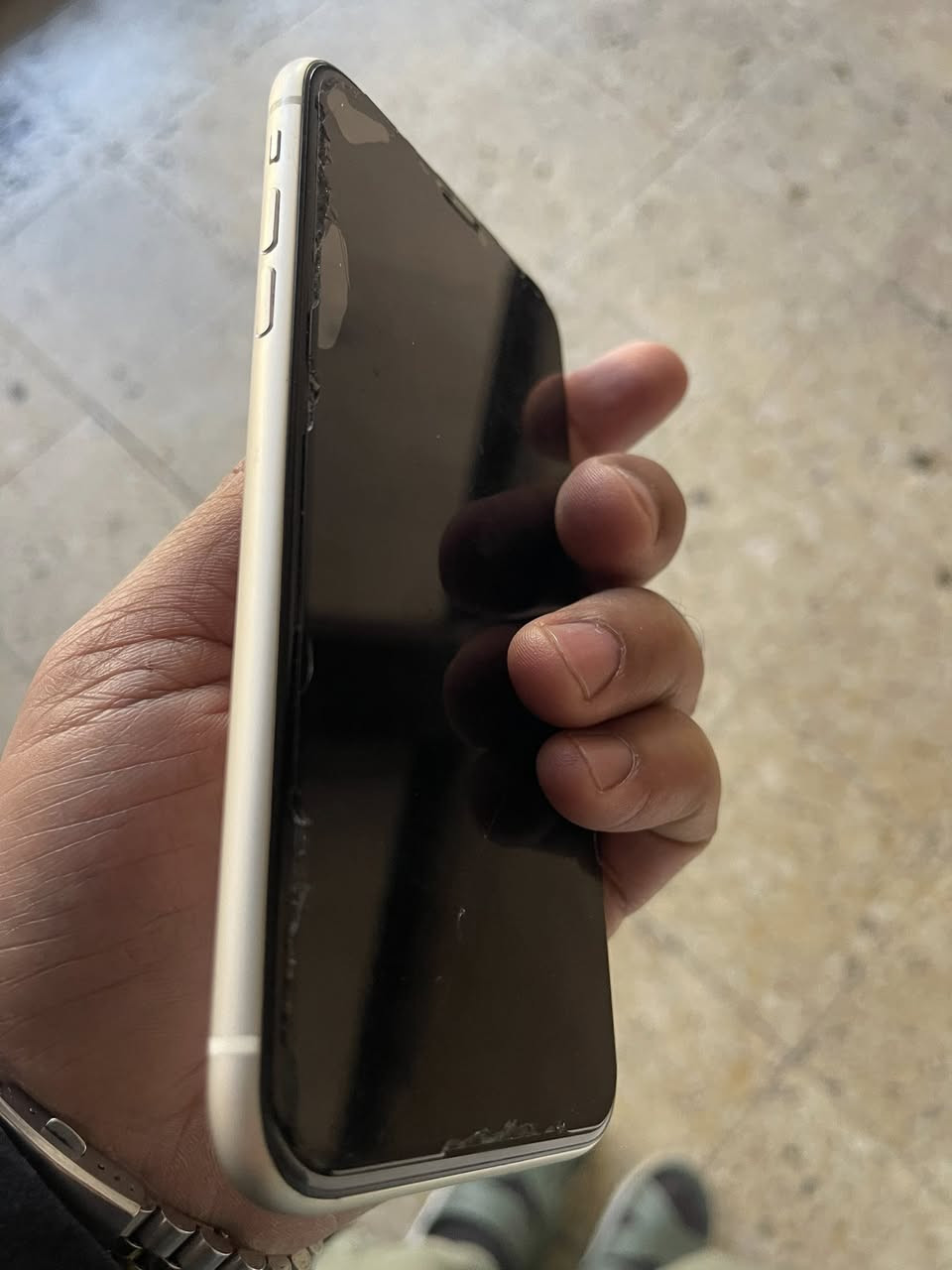 ايفون  11عادي
ذ 128
بطاريه 92
الجهاز بي فطر بضهر 
والباقي مكفول
مكاني بغداد

السعر 175قفل 
***********
