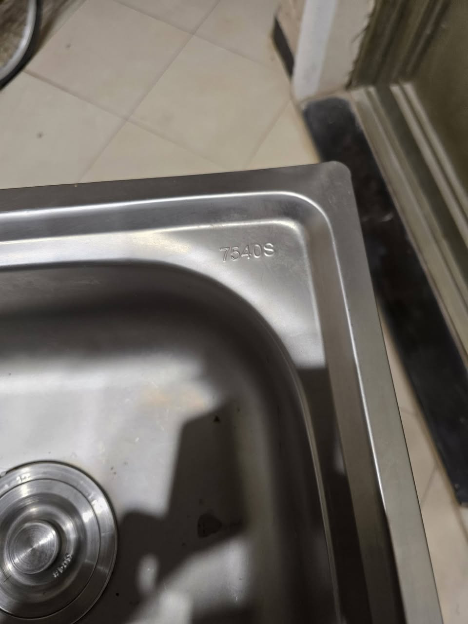 سنك ستل ستيل جديد غير مستعمل سعره 150الف عنوان الدوره ***********
