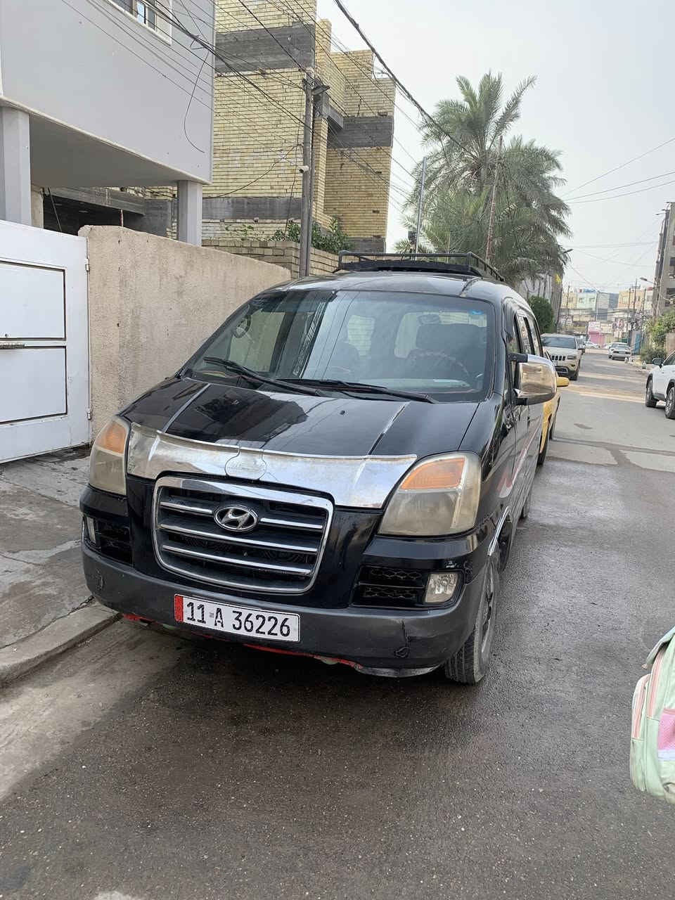 سلام عليكم ستاركس ٢٠٠٥ للبيع مكينه مفتوح كير عادي تبريد شغال كير مكينه كهربائيات  باتري تايرات تمام والباقي شوفه العين  سعر  ٧٢  بغداد باسمي مصفره من كل شي يحب تفاصيل اكثر هذا رقمي ***********بي وتساب   وتحياتي للجميع
