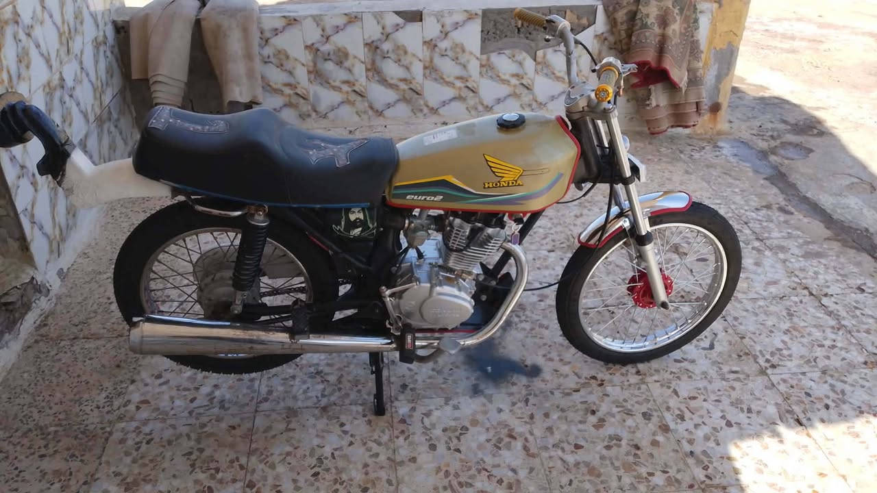 دراجه تعميره 25 اوراق كامله سعر 800وبيه مجال الشراي فقط البكان دراجه الصلاح منطقت الخليوي راعي دراجه هاذ 
عصام عمار ال ناصر


**إذا كنت صاحب هذا الإعلان وتريد حذفه لأي سبب، رجاءا أرسل رسالة إلى الدعم الفني**