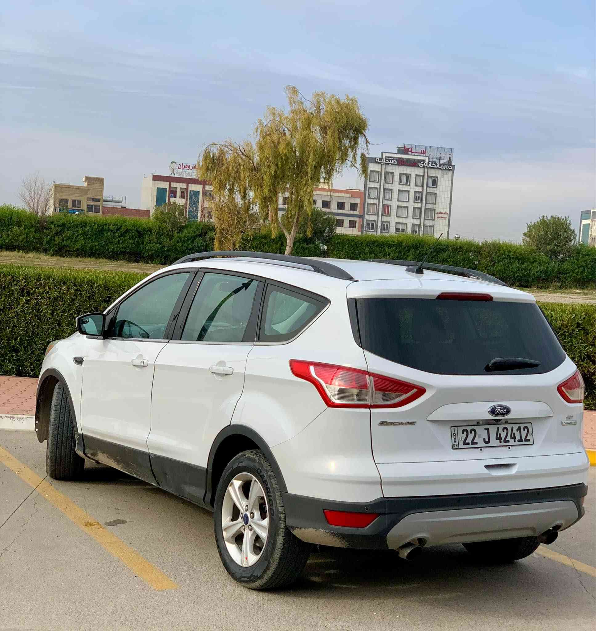 فۆڕد ئیسکەیپ 2016
مەکینەی ١.٦ ی تۆڕبۆی ٤ پستۆن
دوو پارچەی بۆیاغە چاملغ و دەرگای سایەق
هیچ ئێرباگی نەتەقیوە
شاشە گەورە
پێش و پشتی کەپسە
ژمارەی تەلەفۆن : 
*********** أربيل, العراق
