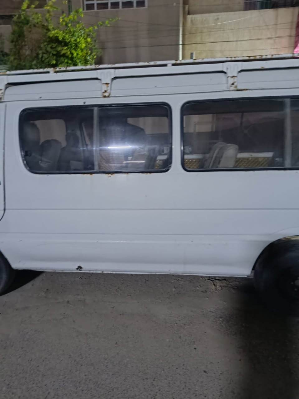 فتون 2009 مواصفات 10 للبيع السعر 40 بيها رنجات رقم احمر كربلاء وبيها مجال رقم الهاتف ***********
