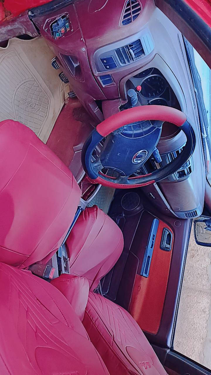 السلام عليكم
بيكم كريت ويل مديل 2013
مكينه كير جدد 
تخم تاير 
تحويل ثاني يوم 
السعر 45 وبيها مجال 
***********
مكان بايل
