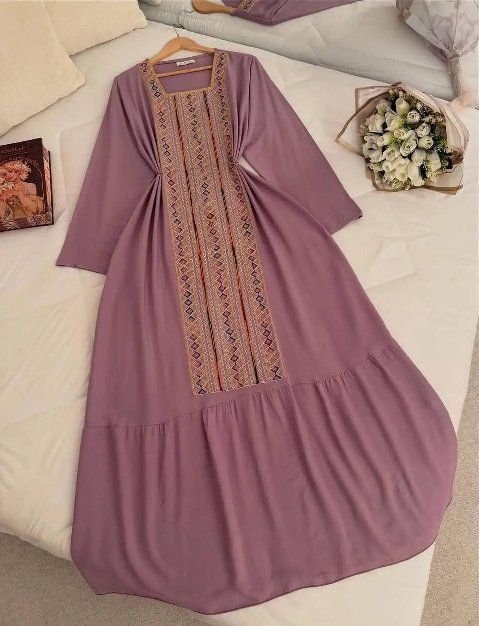 راحة تلبسينها… وأناقة تشوفينها
قماش خفيف، قصّة واسعة مع ربط يحدد الخصر
#مخوررر_رمضـــــاني_وووووصل ❤️🌺🦋🐅 
قياس 38_40_42_44_46_48
#سعــــــــــــر16
يوجد توصيل داخل المسيب الفين دينار 
يوجد توصيل محافظات


**إذا كنت صاحب هذا الإعلان وتريد حذفه لأي سبب، رجاءا أرسل رسالة إلى الدعم الفني**