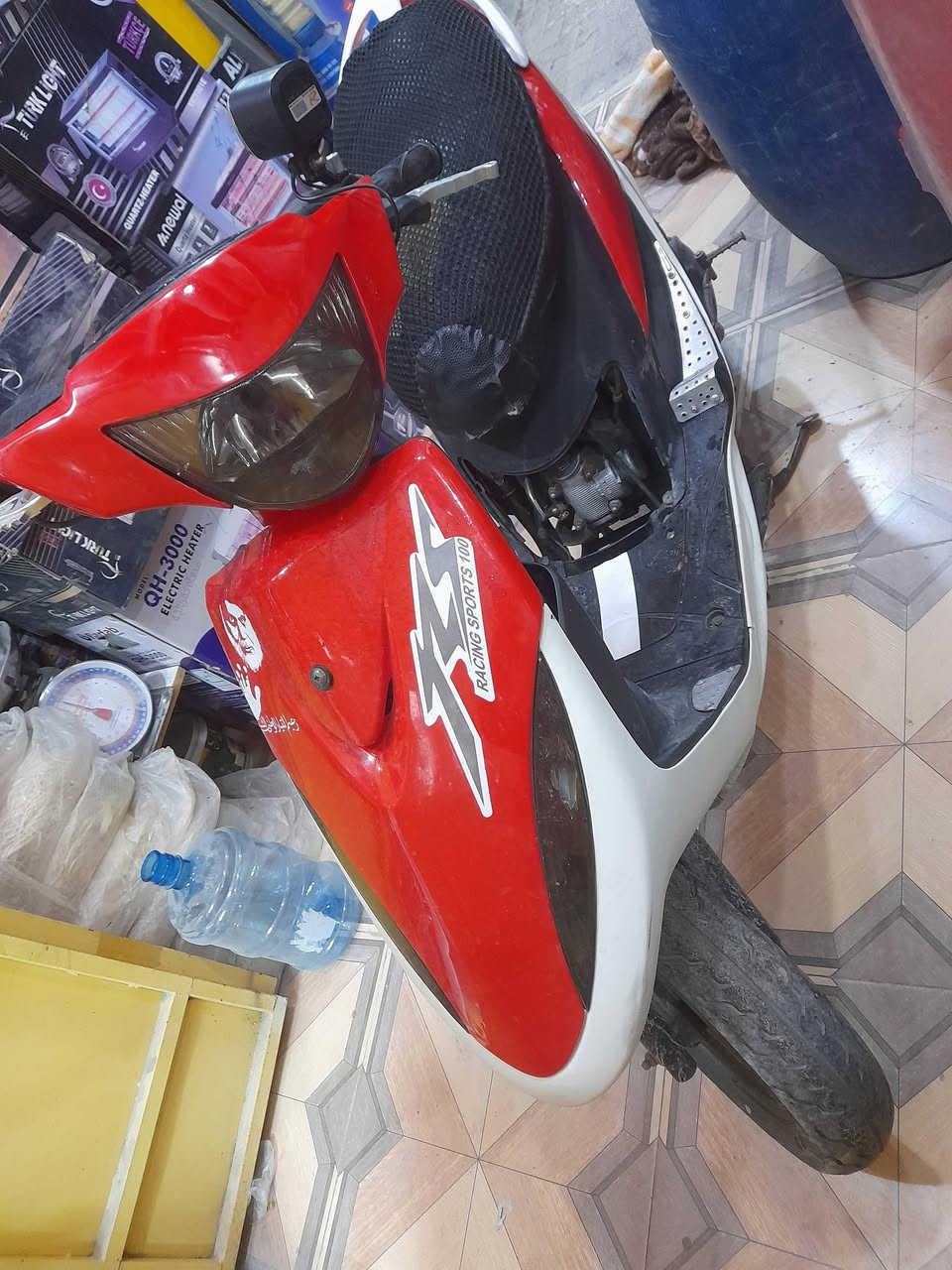 دراجه ماكس للبيع نظيفه فوول المكان ابو رمانه رقم الهاتف ***********
