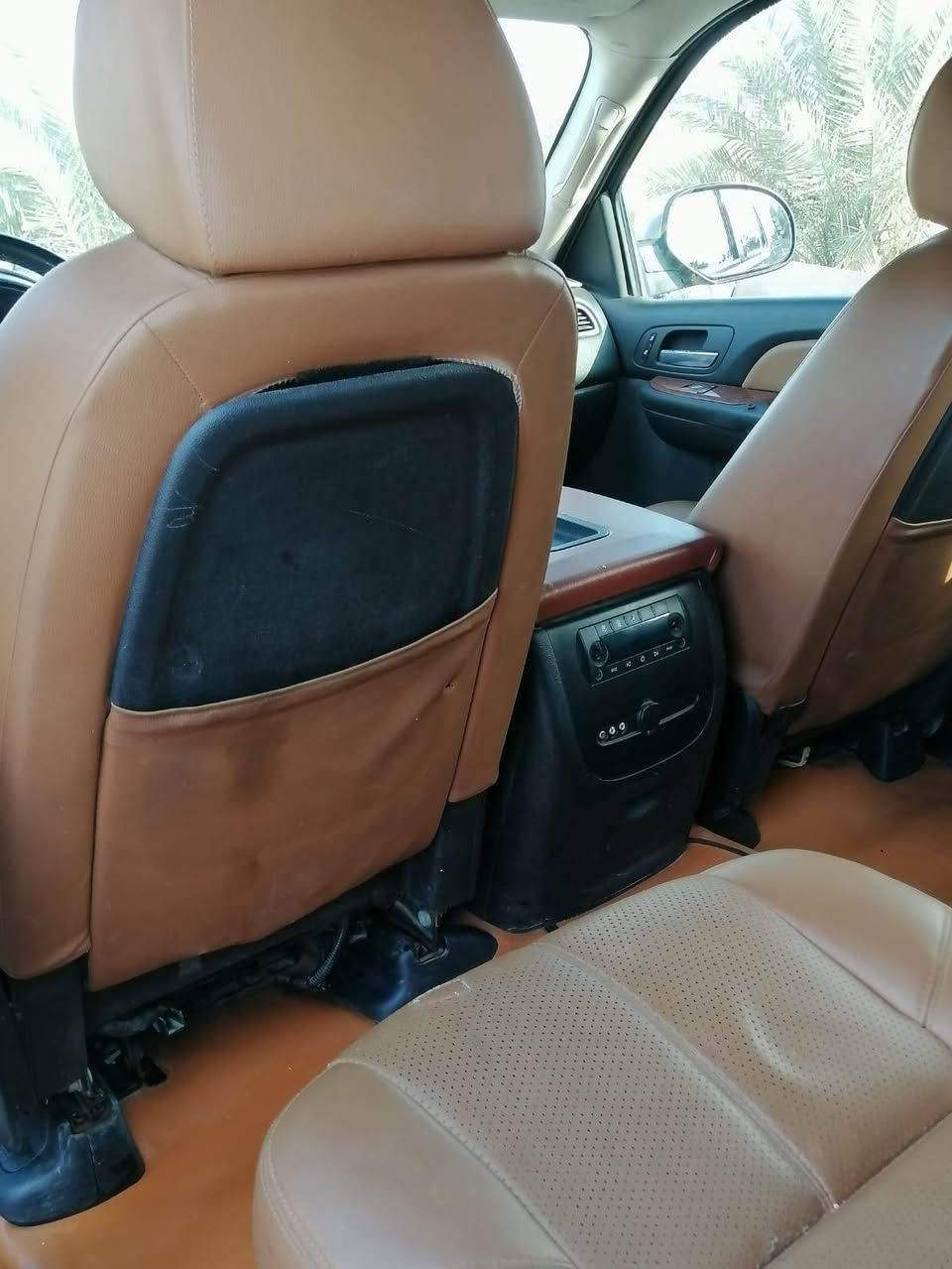 سلام عليكم
يوكن مكفوله عدا الجملغ الخلفي اثر شخوط صبغته بدون معجون مكينه جديده رقم كركوك مفحوصه ب 2021 
مامدفوع كمركها السعر 155


**إذا كنت صاحب هذا الإعلان وتريد حذفه لأي سبب، رجاءا أرسل رسالة إلى الدعم الفني**