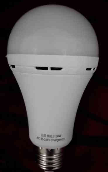 وصول مصباح بارد اصلي   20  واط
بطارية داخلية 
إنارة ممتازة    10000k
تعبئة الكرتون 100  مصباح 
سعر الكرتون  160   الف 
نصف كرتون   85000  دينار 
العرض شامل التوصيل المجاني لكل مناطق العراق بما فيها المناطق النائية والقرى والقصبات 
واتساب الحجز//   
***********
