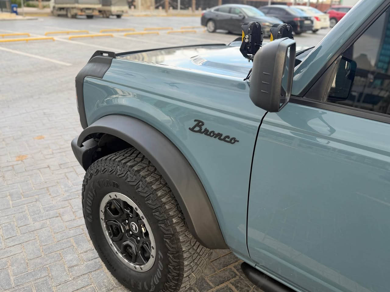 السلام عليكم❤️

FORD BRONCO 2022❗️❗️ للبيع بسعرر مناسب🔥💸

4سلندر محرك 2.3توربو 

قطعةصبغ بدون دواخل ايرباك فقط ستيرن وراجع بلادي 

مواصفات ٣ دگم 

كشنات تدفئة

🚀السيارة عليها تعديلات من 

-بلاجكتورات 

دوسات 

تايرات GOODYEAR عليها بلادية 

السيارة دولار واحد متصرف عليه كاملة مكملة من كلشي✅

عداد السيارة 50.000الف ميل ماشية

گير مكينة اكسلات كلها بشرط✅🔥

3 انظمة قيادة

📍السيارة مكانها اربيل 

(سعر السيارة 🔥💸27.700$ )بيها مجال بسيط وماتوقع اكو بهل نظافه بهيج سعر وهيج حادث

للتواصل☎️:*********** أربيل, العراق
