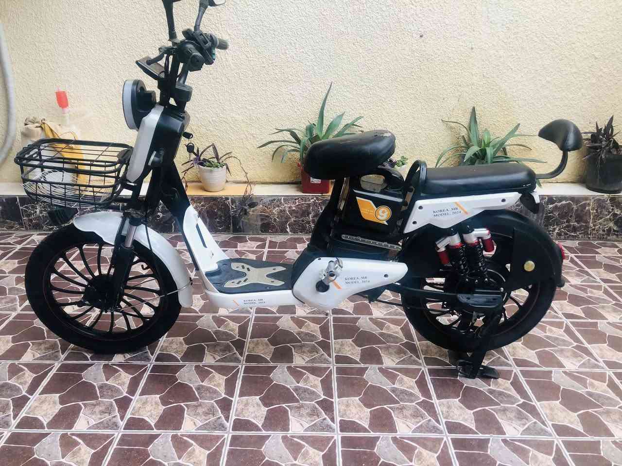 باسكل شحن للبيع نضيف السعر 450 وبي مجال بسيط


**إذا كنت صاحب هذا الإعلان وتريد حذفه لأي سبب، رجاءا أرسل رسالة إلى الدعم الفني**