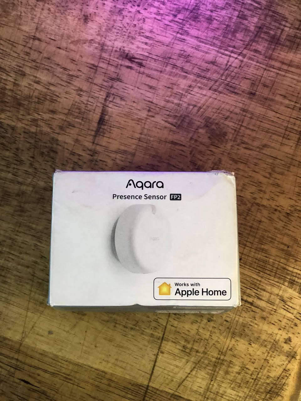 حساس التواجد الأذكى بالعالم - Aqara Presence Sensor FP2 (النسخة العالمية) 📡🔥
لأصحاب البيوت الذكية والراحة، متوفر عندي قطعة وحدة من الرادار الذكي Aqara FP2. هذا مو حساس حركة عادي، هذا "رادار" يقرأ الغرفة قراءة!
ليش هذا الجهاز لازم يكون ببيتك؟ 🤔
✅ يكشف التواجد: يعرفك موجود حتى لو كنت نايم أو كاعد وما تتحرك (ما تطفى الضوايات بوجهك).
✅ تقسيم الغرفة (Zones): تكدر تقسم الغرفة لمناطق بالتطبيق (مثلاً: منطقة السرير، منطقة المكتب) وتخلي كل منطقة الها إضاءة خاصة.
✅ تتبع 5 أشخاص: يشوف ويراقب حركة 5 أشخاص بنفس الوقت.
✅ كشف السقوط: ينطيك تنبيه إذا شخص وكع بالأرض (كلش يفيد لكبار السن).
✅ عالمي (Global): يشتغل وية Apple Home (HomeKit)، Google Home، و Alexa بدون أي مشاكل.
الحالة: الجهاز نظيف جداً (نسخة عالمية)، شغال ومفحوص 100%.
السعر: 60 ألف دينار فقط! (علماً سعره جديد بالسوق فوق الـ 130 ألف). للشراء راسل خاص


**إذا كنت صاحب هذا الإعلان وتريد حذفه لأي سبب، رجاءا أرسل رسالة إلى الدعم الفني**