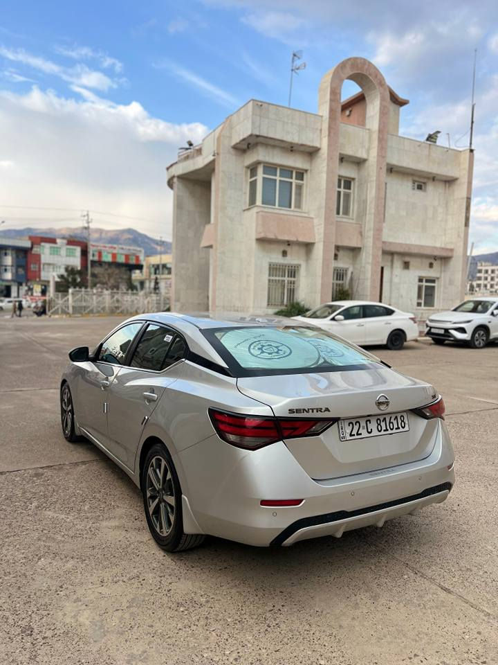 السلام عليكم 
نيسان سنترا وارد امريكي سيارة بيها جملغ خلفي باب صبخ بجم و خلفي كبس ايرباك فقط برده سستم بلادي  كئر و محرك شرط تعويل و غرامة شرط موصفات  SV  حجر رادار شرط مكان سيارة عقرة سعر  130    *********** واتساب اكر, نينوى
