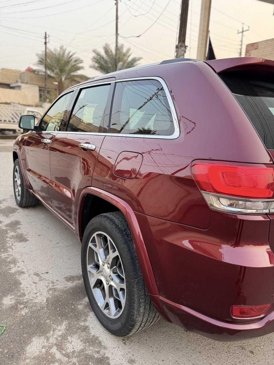 سلام عليكم للبيع
جيب لاريدو موديل ٢٠٢١ خليجي ( اوفر لاند ) 
رقم بغداد بسمي 
ماشية ٤٢ 
فول مواصفات اوفر لاند داخل مشمشي 
(( بصمة بانوراما فورويل جكات رادار خلفي شاشات خلفية 
كشنات تدفئة تبريد مري شفط تشغيل عن بعد كشنات كهرباء صندوك كهرباء كشنات خلفية تدفئه نزول منحدرات حساسات ماوس وباقي مواصفات اوفر لاند )) 
السعر ٣٢٥ وبيهة مجال 
مكان السيارة بغداد 
***********
