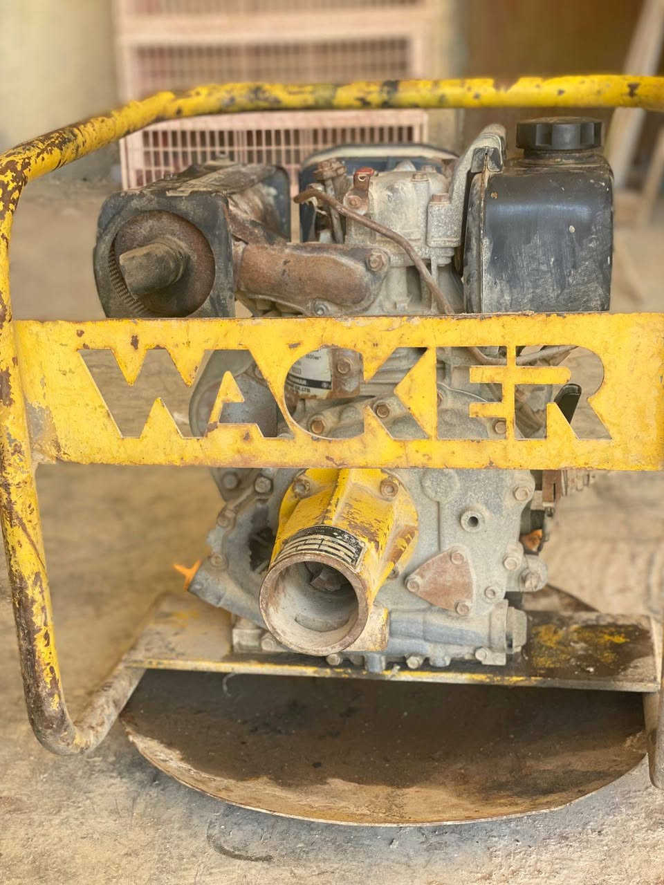 محرك فابريتر ينمر ياباني اصلي بعده على وضع الشركه سعره 225 بيها مجال /***********
