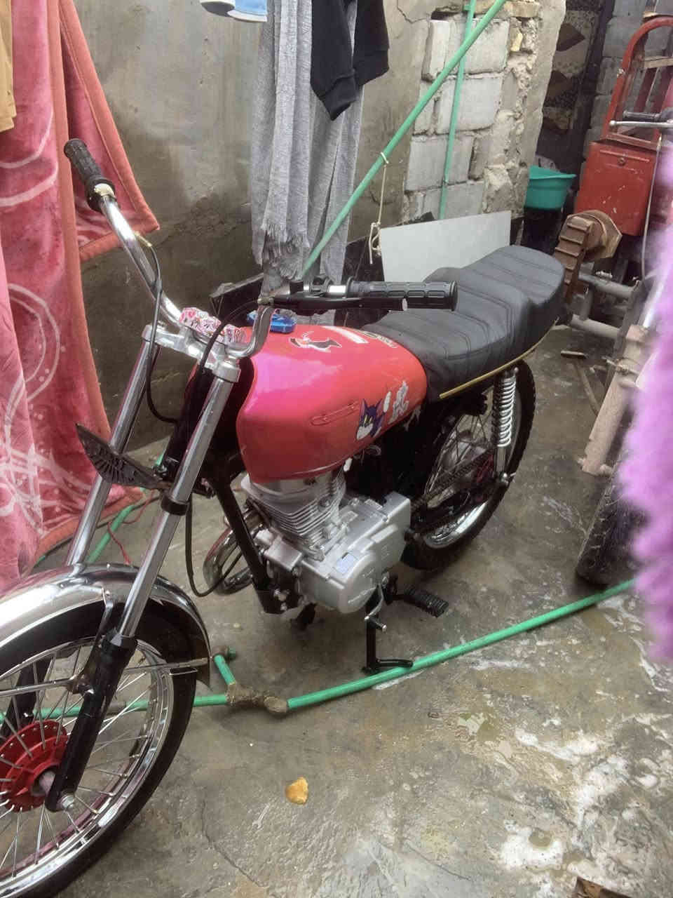 دراجه للبيع أدوات أدوات تعميره جديده صار 5تيام من معمره السعر 600 مكاني البصره القديمه ***********
