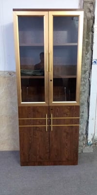كراسي طك جيس • ميز مكتبي • سنك متر ونص