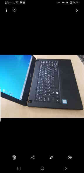 لابتوب acer سلم حجم 14 كور اي 5 جيل سادس رام 4 هارد 256 ssd  بيها ملاحظة وحدة فقط قبغات النرمادة ماكو فقط القبغ موضح بالصورة والباقي مكفول حتى البطارية ممتازة اكثر من ساعتين سعرها 100 الف قفل جماعة ال 90 و ال 95  لا يتصلون بغداد شارع الصناعة ***********

