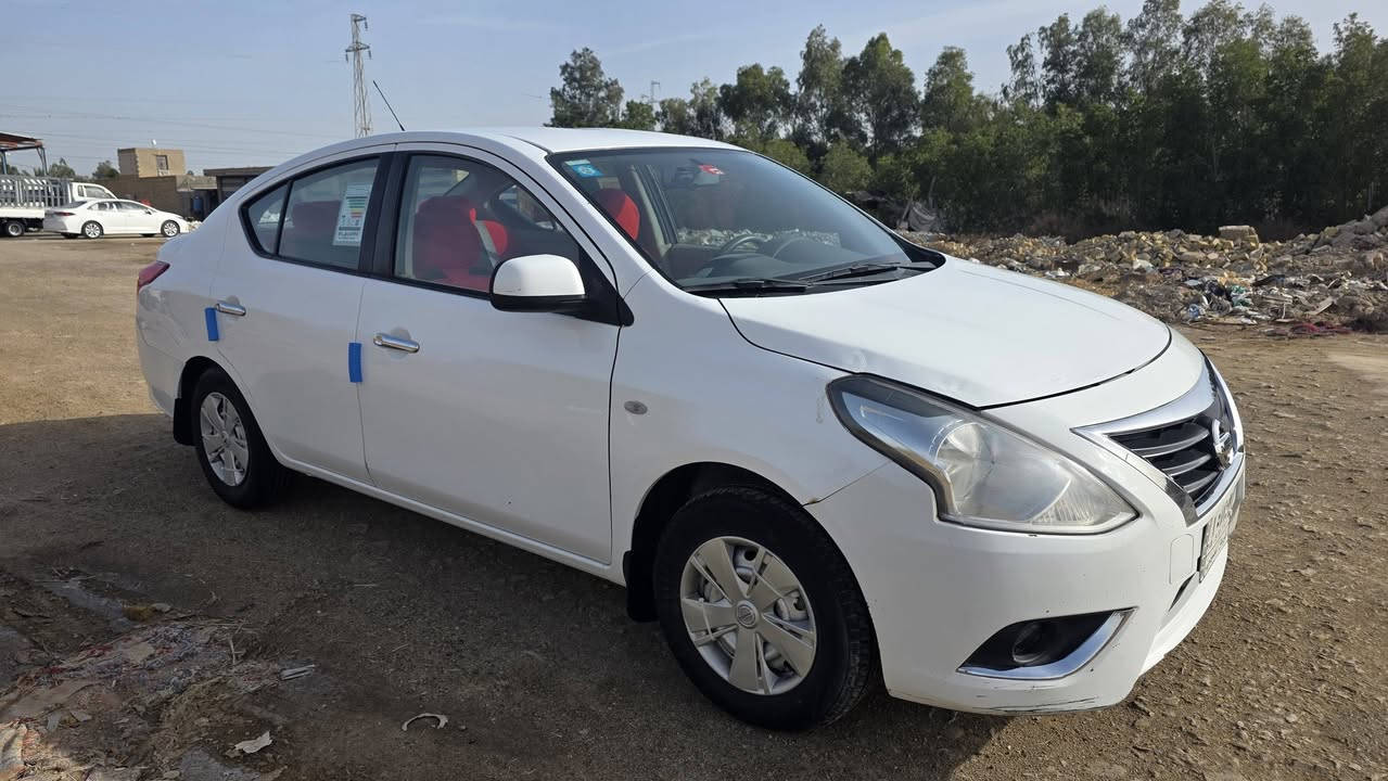 نيسان صني هندي علامة الزركة 
موديل ٢٠٢٣ معوقين ذي قار 
 بيها ضربة بقبق الصندوق 
مواصفاتها معروفة 
شاشه كامره خلفيه حساسات كامرة حوادث ( داش كام ) 
الارضيه جلد 
تايرات جدد باتري جديد 
ماشية بحدود ٨٥ الف
السيارة جاهزة 
السعر ١٠٦ وبيها مجال للشراي
الخاص مفتوح  للاتصال ***********
صورة الفحص موجوده ويه الصور 
مكان السياره الرفاعي ذي قار
