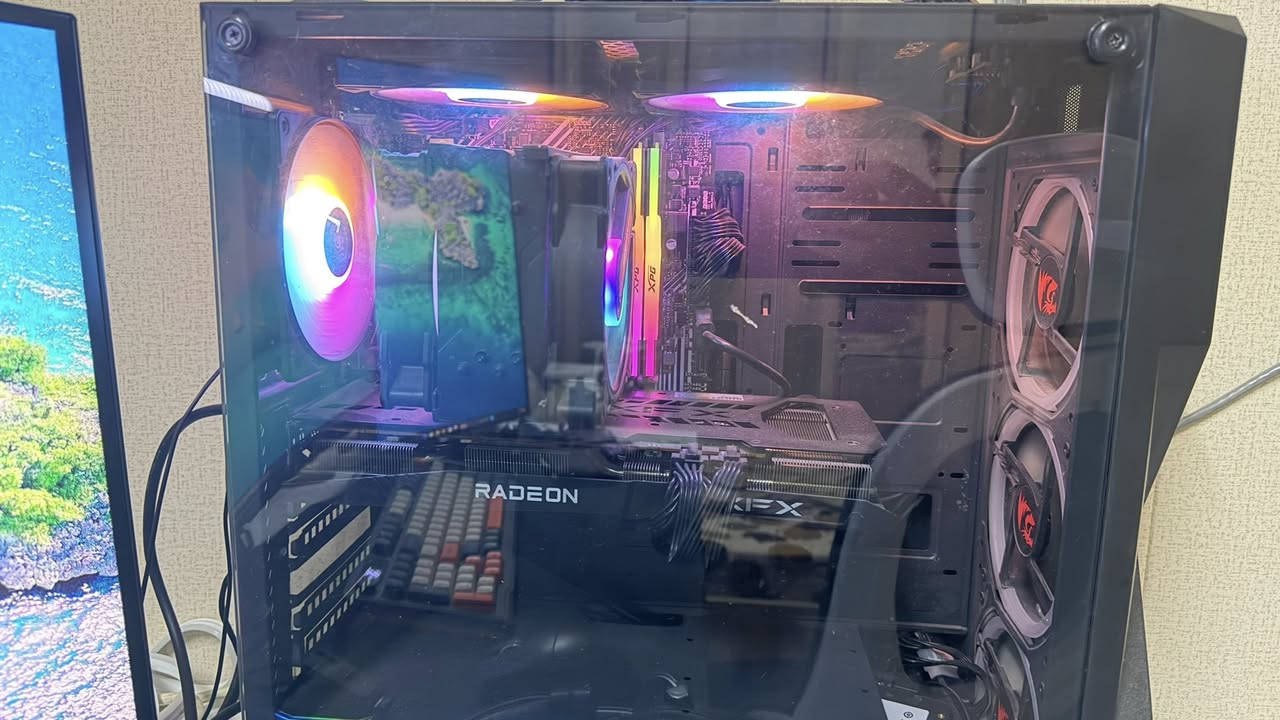 السلام عليكم سيت اب كامل
Core i5 11400F
RX 6700xt 12 GB
RAM 2X8 3200Mhz XPG
Motherboard h510 
1TB SSD m.2  NVME
256 SSD
Cooler Red Dragon Double Fan
PSU 650W
شاشة ثانوية hp 24in
75hz
1ms
Ips
الشاشة الاساسية 34in
2k
165hz
0.5ms
الترا وايد كيرڤ
كيبوردات ثنين ميكانكل
ماوس اتاك شارك x11
ماوس باد
سماعات هايبر اكس كلاود 2
ميز حرف L
كرسي مكتبي
ليد نيون 5 متر 
ولد مسطرة فوق الشاشة
للبيع كاملةة السعر مليون و 500 قفلل قفلل


**إذا كنت صاحب هذا الإعلان وتريد حذفه لأي سبب، رجاءا أرسل رسالة إلى الدعم الفني**