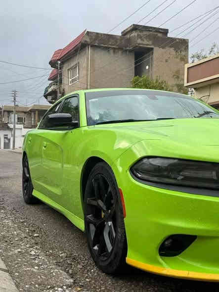 ( سلام عليكم ⚜️🧡)
(جارجر GT  جيتي  )

(‏‎ وكاله هارلم  داخل جلد  )

‏‎الموديل : 2019 . (سياره خليجي وكاله هارلم ) 

‏‎( المحرك : 6V 3600. ) 

‏‎(سياره كفالة  فقط بارد اصبعين ) 

‏‎العداد : 60 الف  شرط الفحص  ( سياره جديده ) 

‏‎(سياره بلاديه كله علا ايد وحده )

( رقم اربيل بسمي الجديد تحويل ثاني يوم )

‏‎المواصفات : الون تفاحي  المرغوب 

‏‎* نسخة  GT 

‏‎* حساسات خلفية . 

‏‎* شاشه كبيرة مع نظام ملاحة نفكيشن GPS .

‏‎* سستم صوت الپاين مع سماعات پريميوم .

‏‎* ويل قياس 20 انج . 

‏‎* مصابيح امامية زنون . 

‏‎* كشافات الضباب زنون . 

‏‎* فتحت سقف (سلايد) . 

‏‎* مقاعد رياضية من الجلد الفاخر . 

‏‎* المقاعد الأمامية كهربائية . 

‏‎* مقاعد أمامية تبريد وتدفئة . 

‏‎* تشغيل عن بعد . 

‏‎* ستيرن كهربائي . 

‏‎* تدفئة ستيرن . 

‏‎* محدد سرعة . 

‏‎* تلفون بلوتوث . 

‏‎* كاميرا خلفية .

‏‎* مرايا متحسسة للاضاءة العالية .

‏‎* كير شفتر بالستيرن . 

‏‎* دخول ذكي (بصمة) .

سياره  خليجيه 📍

قطعة نادره سياره استخدام شخصي 1

السعر 295

‏‎رقمي *********** 

مكاني :سليمانية

‏‎
