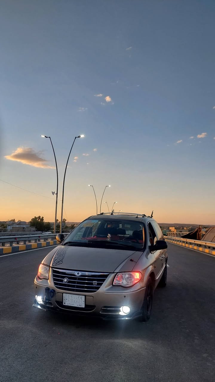دوج كرفان
٢٠٠٥
كير محرك شرط 
طخم وره كدام نضيف 
تبريد عل سويج 
بدون ضرر صبغ حزام جماليه 
كهرباءيات شغاله 
قفل مركزي 
شاشا كامره 
توماتيك 
توشمه ارضيه كشنات كلو جديد 
منضومه غاز او بانزين  او كرت غاز بيها 
محرك ٣٣٠٠ المرغوب 
ليتات جدد مع بلجكتورات جدد ناصي زنون بلاجتورات زنون سياره مال جناي ٦٨


**إذا كنت صاحب هذا الإعلان وتريد حذفه لأي سبب، رجاءا أرسل رسالة إلى الدعم الفني**