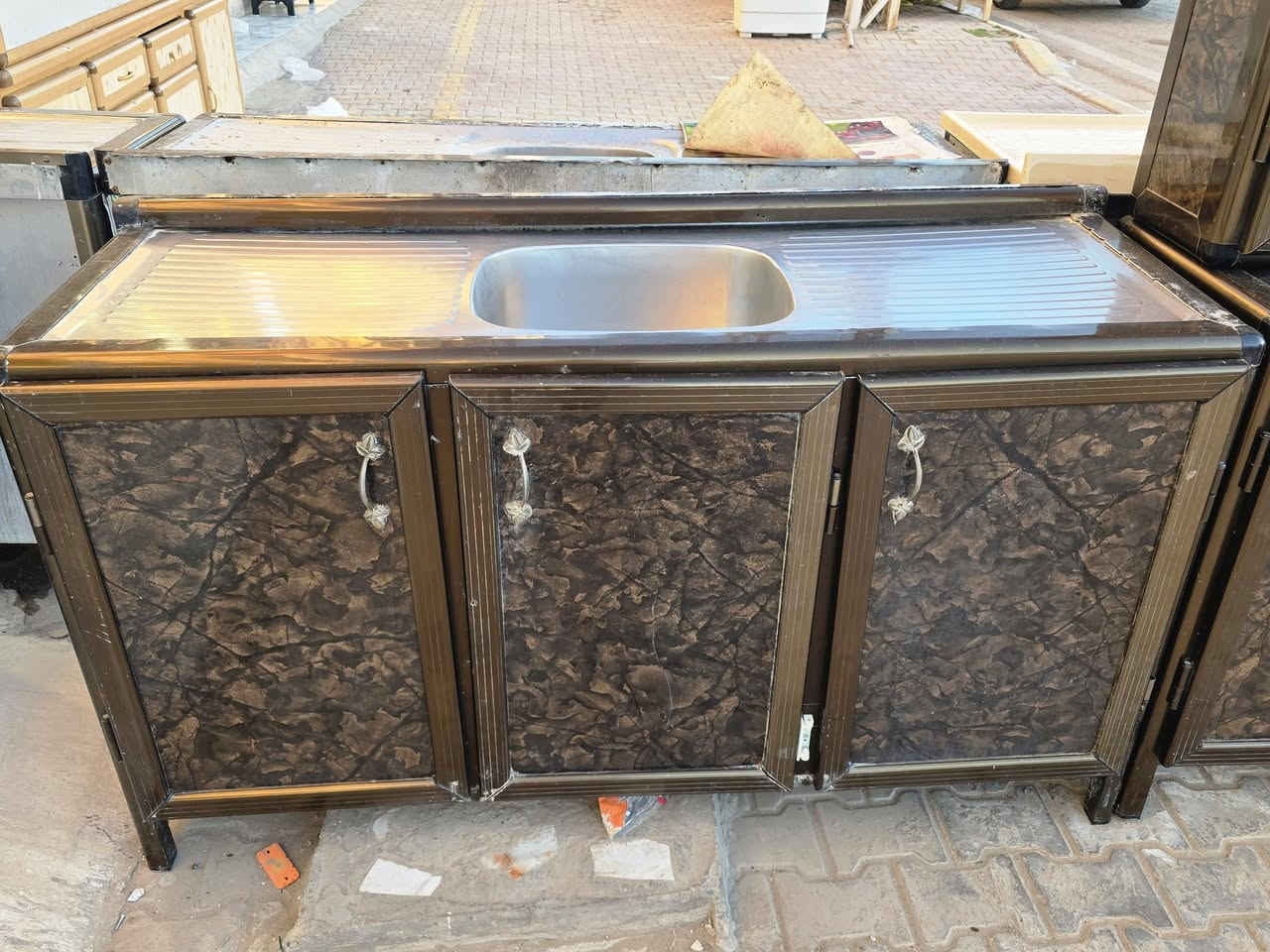 كاونتر احطاطه مترين ونص السنك متر ونص النظافه 90٪ بسعار مناسبه
العنوان تكريت شارع الزهور مقابل كليه تربيه البنات مجاور الناصر مول
*********** اتصال 
***********اتصال
***********واتساب فقط
