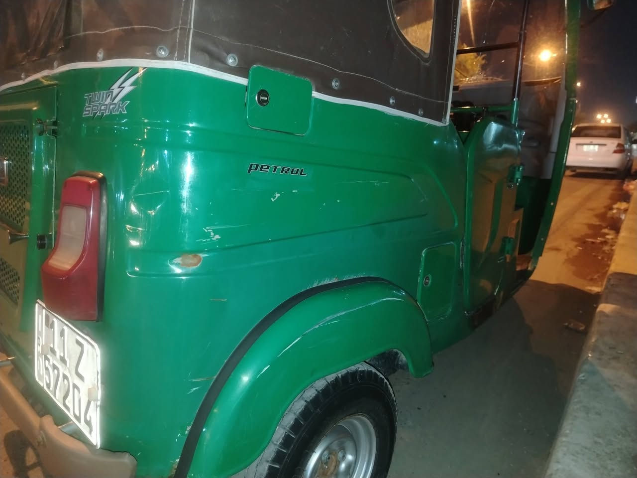 سلام عليكم ورحمة تكتك لبيع موديل ٢١ تعمير دوس فقط مكاني شعله الرحمانيه سعر ٧ و٢٥٠ وبيه مجال
***********
