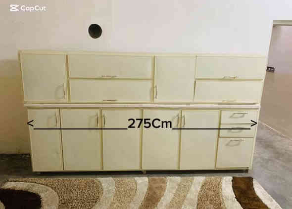 ئەم کەوەنتەرە لۆ فرۆشتن بەرادان درایە بە مەوادی زۆرر باش دەرەجەیەک سەر و بنە ژێری مەخسەلە قیاسی 2 مەتر و 75 سانتیمە
ناونیشان هەولێر دارەتوو گەیاندن بەخۆرایە بۆناو هەولێر📍
لۆ زانیاری زیاتر *********** ڤایبەر واست ئاپ📞 أربيل
